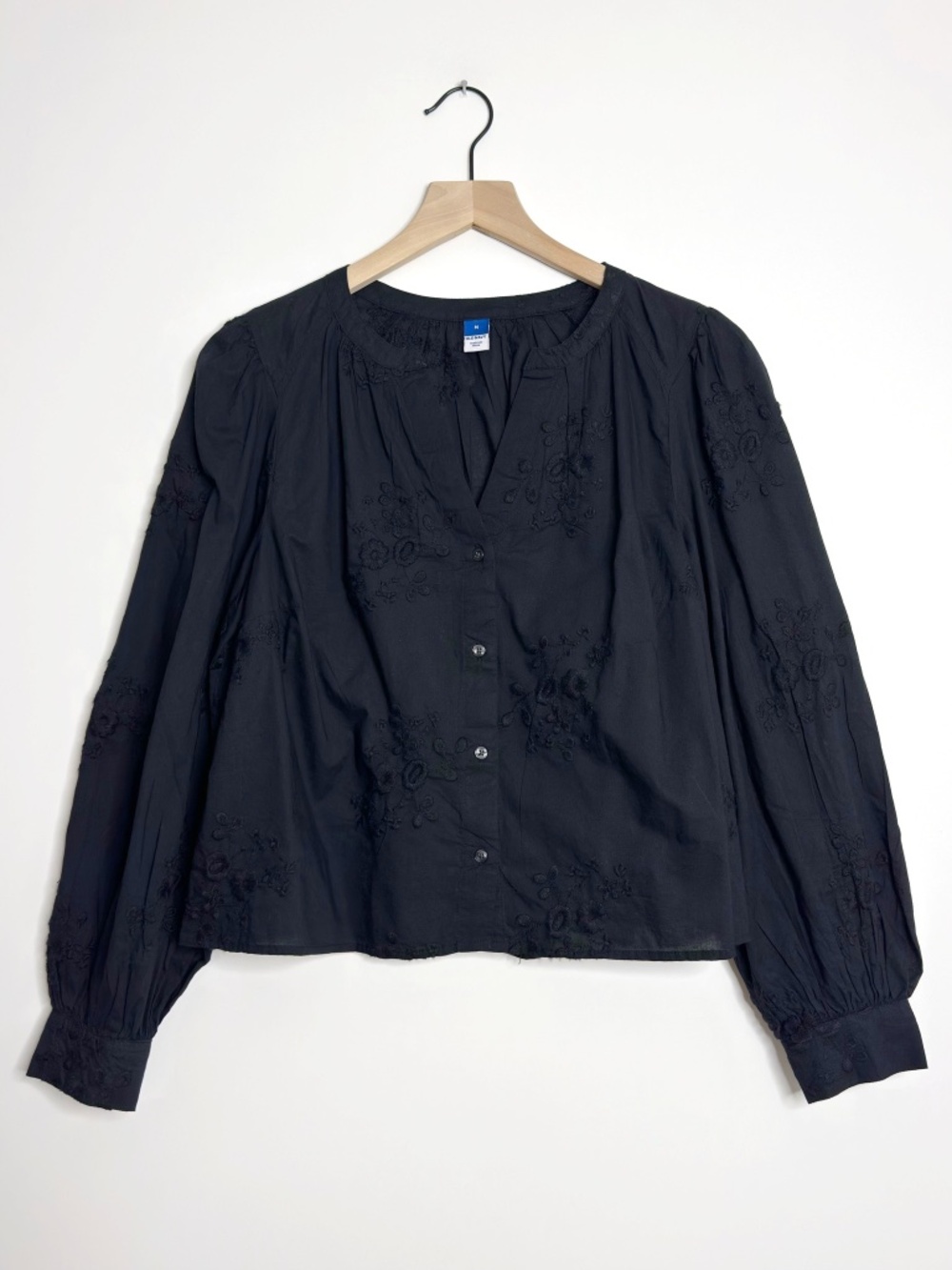 Old Navy NEW Button Down Embroidered Top